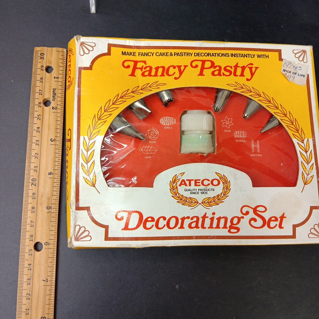 Ateco Pastry Decorating Set 334 c w/ Bag & 6 Metal Icing Tips Tubes Nozzles Vtg