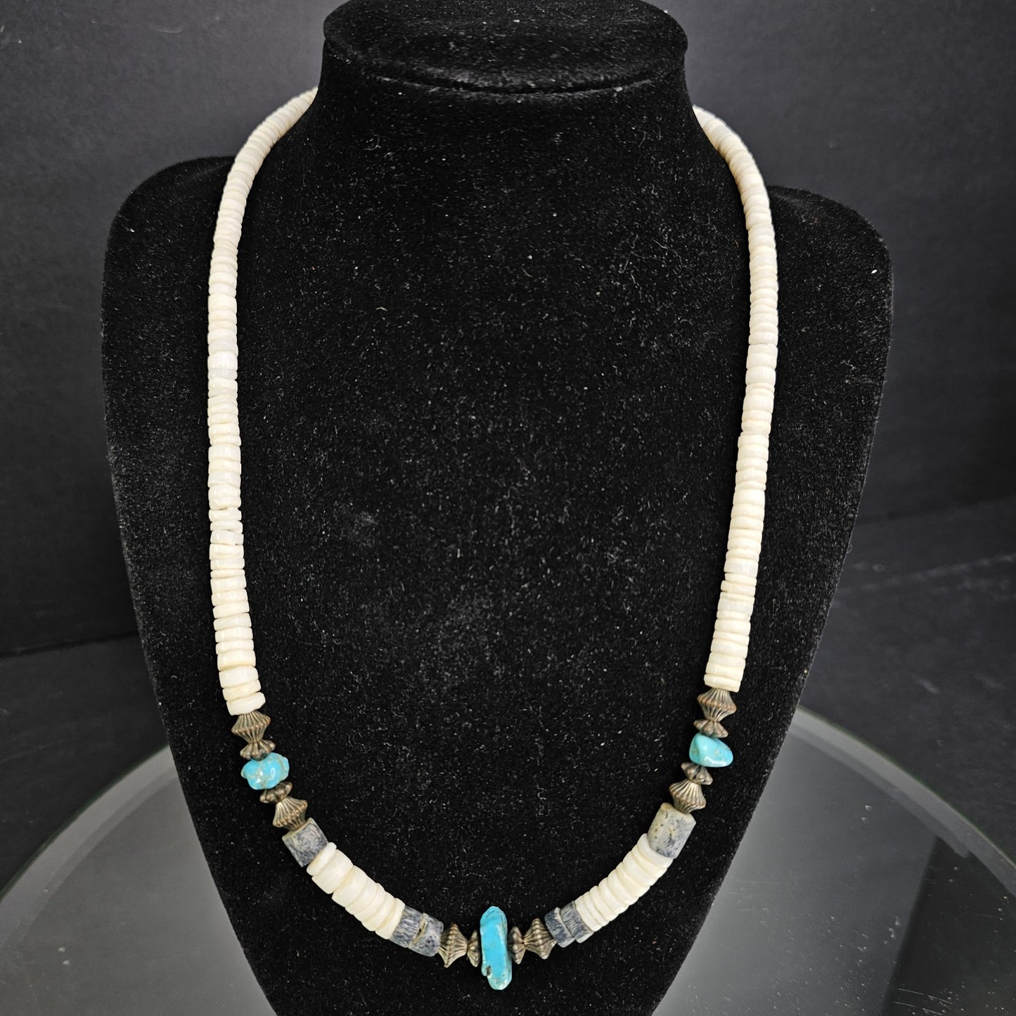 Vintage Authentic Southwest Graduated Puka Shell Necklace With Turquoise Stones