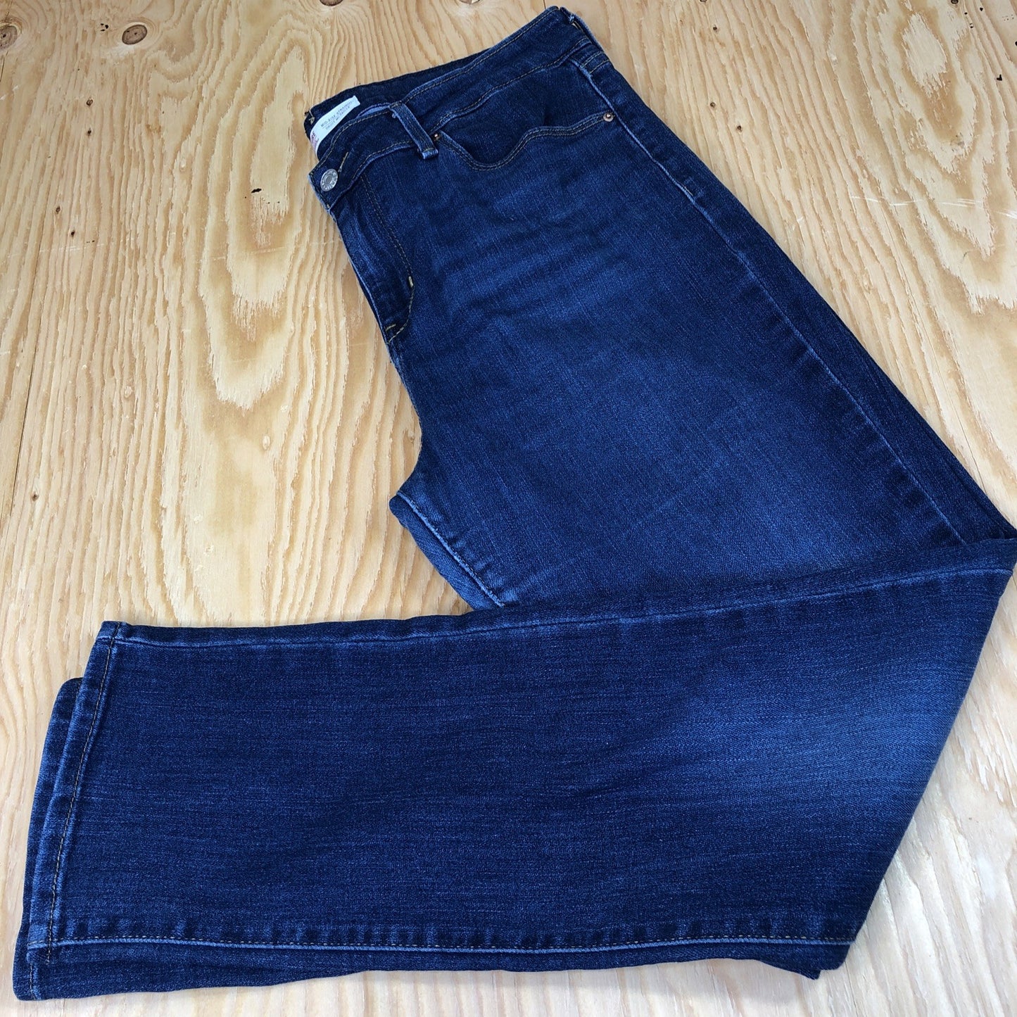Size 14 M Signature Levi Strauss Women’s Denim Jeans Mid Rise Straight * READ PK