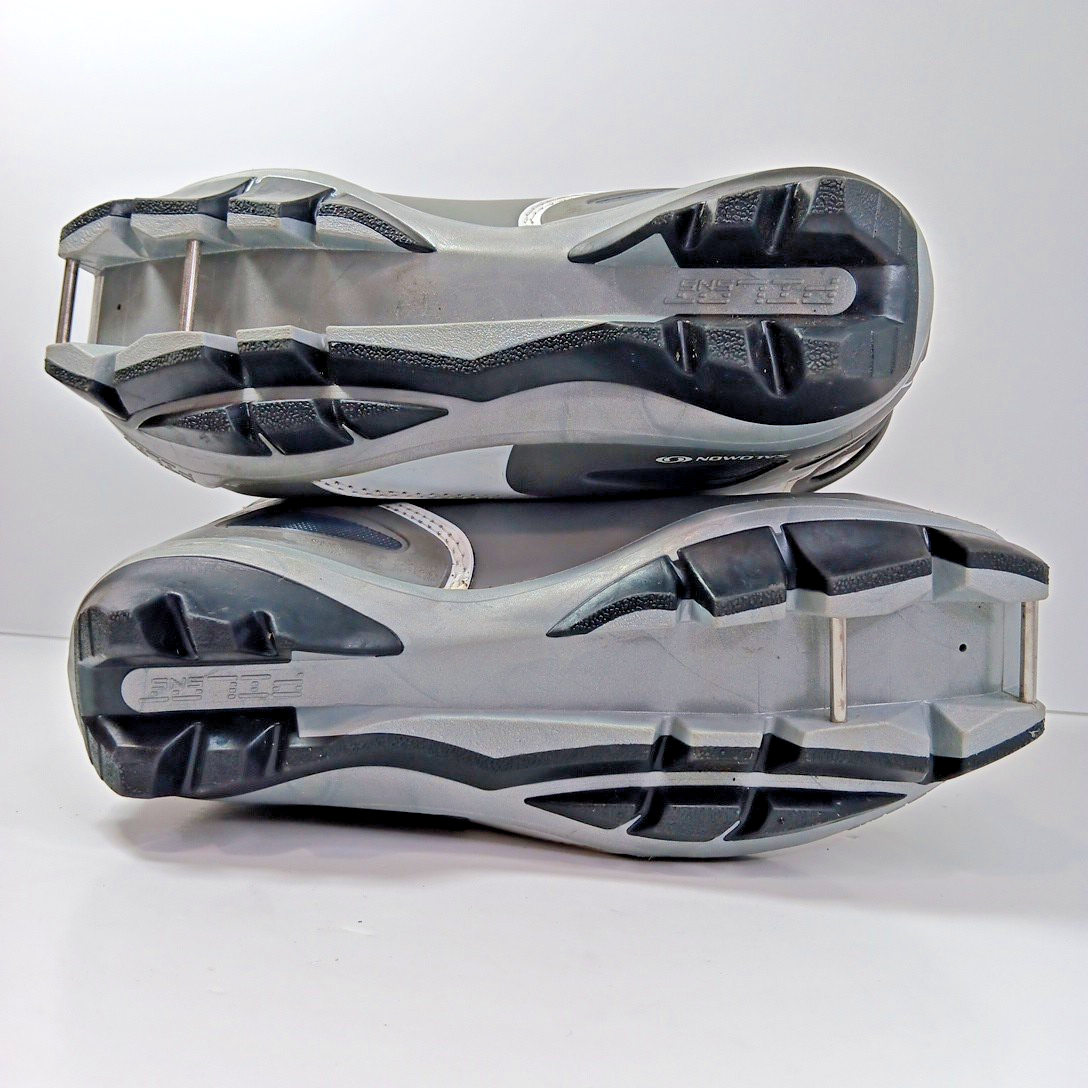 Size 5 Salomon Siam 7 Pilot Women's Ski Snowboard Boots Thinsulate Clean