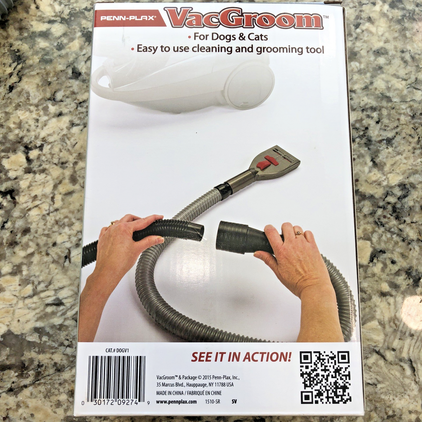 Penn-Plax VacGroom Pet Grooming and Shedding Vacuum Attachment Dogs Cats CN