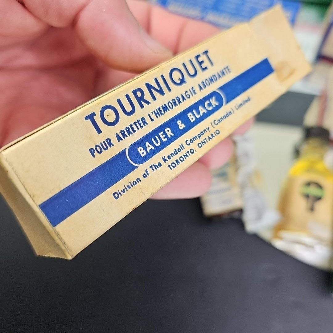 Vintage CURITY Automobile First Aid Kit Bauer & Black Near Completely Full WOW!