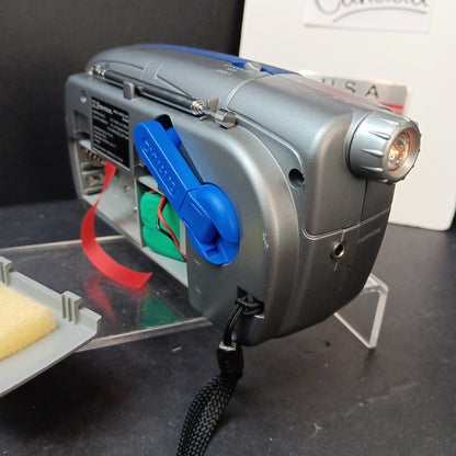 Emerson Dynamo Hand Wind Or Batteries Emergency Radio With Light READ