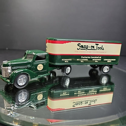 Ertl Snap-On 1948 Diamond T Tractor Trailer Die-Cast Metal Coin Bank Read