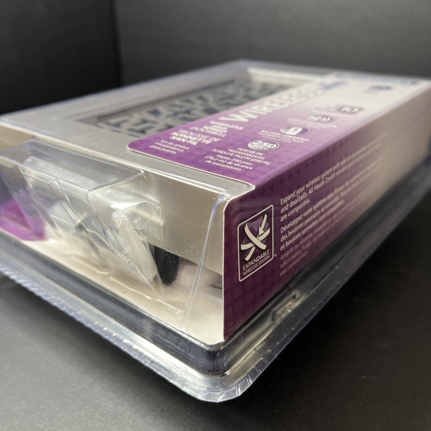 Heath Zenith SL-7582 Silver Plastic Design Wired and Wireless Doorbell Chime CN