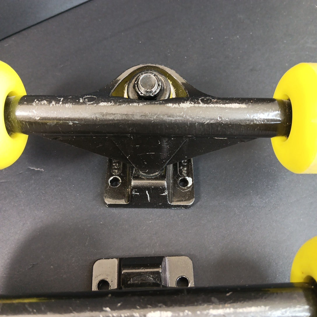 MORFBOARD Morf Board Replacement Skate Trucks 53mm - Set of 2 - Yellow