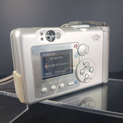 Canon PowerShot A70 3.2MP Digital Camera w/ 3x Optical Zoom READ Parts Only