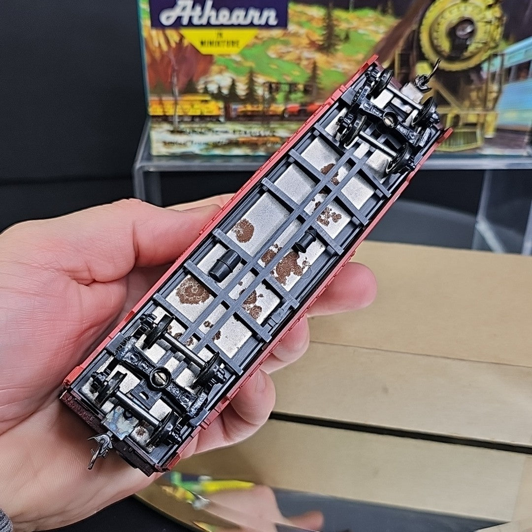 HO SCALE Hi-Cube Santa Fe ATSF 14021 Super Shock Control Freight Car W/ Box VTG