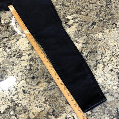 Size 27 Signature Levi Strauss Women’s Jeans Shaping High Rise Super Skinny CN