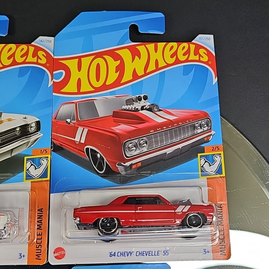 Four Hot Wheels Diecast Muscle Mania Cars Dodge Dart Chevy Chevelle Barracuda
