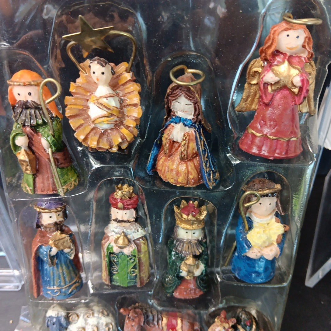 Village Nativity Set 11 Pieces Mini Set Christmas Decor CN