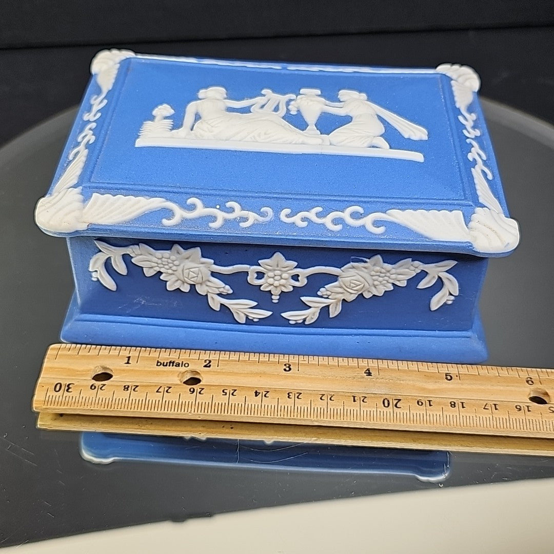 Vintage Ceramic Jewelry Trinket Box Made In Occupied Japan Blue White Art Deco