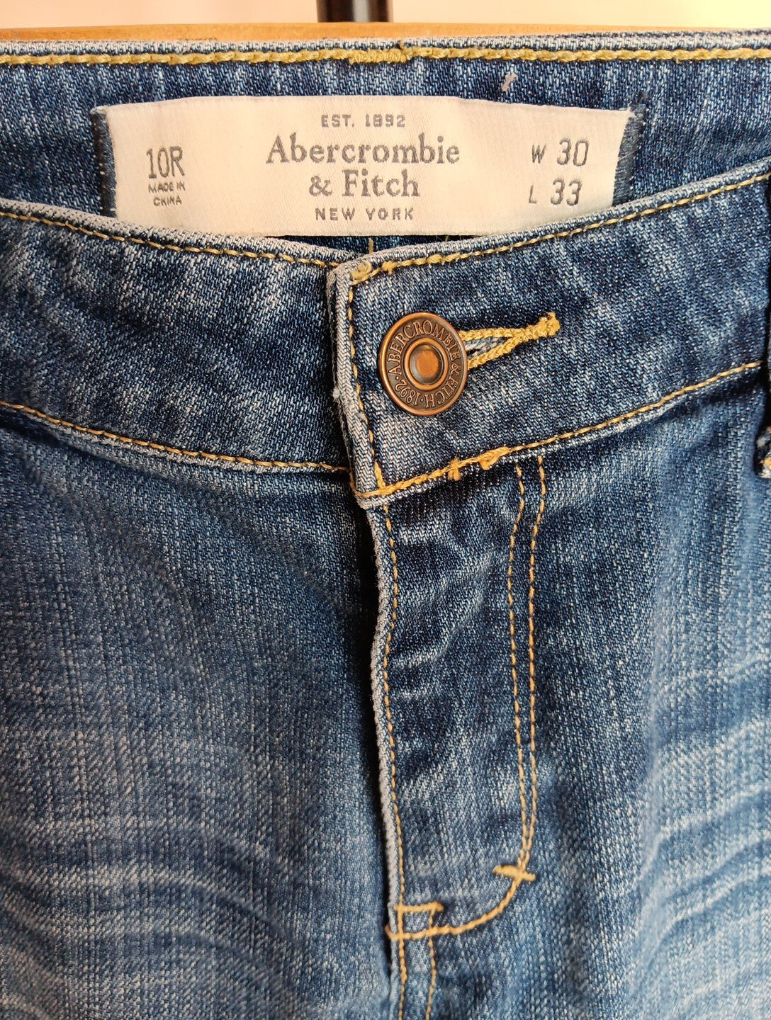 Abercrombie & Fitch Women's Jeans 10R 30W 33L Bootcut Blue Soft CN