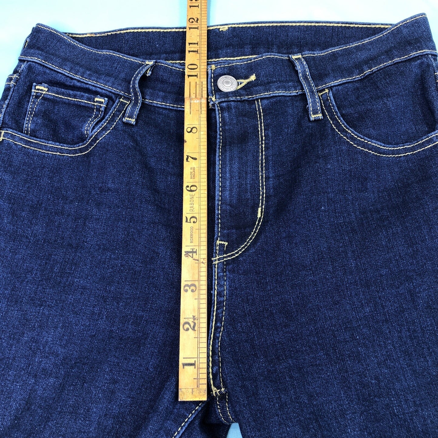 Size 26 X 30 Levi Strauss & Co Women’s Jeans Jegging Skinny Stretchy VN
