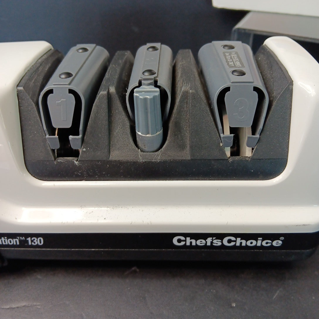 Chef's Choice Model 130 3-Stage Electric Knife Sharpener W/Serrated Stage 3 USA