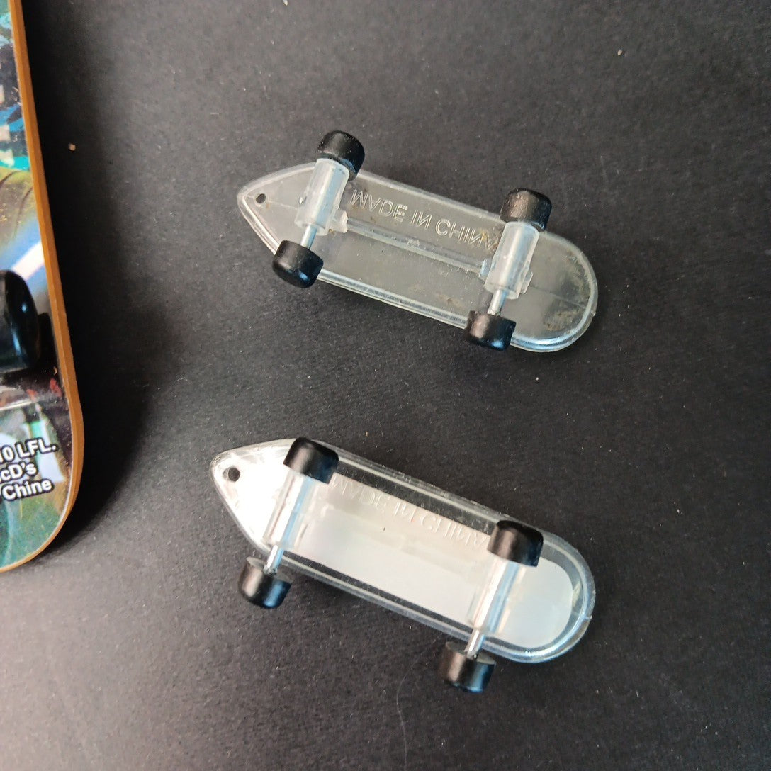 Finger Boards As Shown. 3pcs Tech Deck, 2pcs Star Wars. See Photos. Total 9pcs