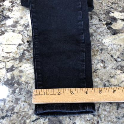 Size 27 Signature Levi Strauss Women’s Jeans Shaping High Rise Super Skinny CN