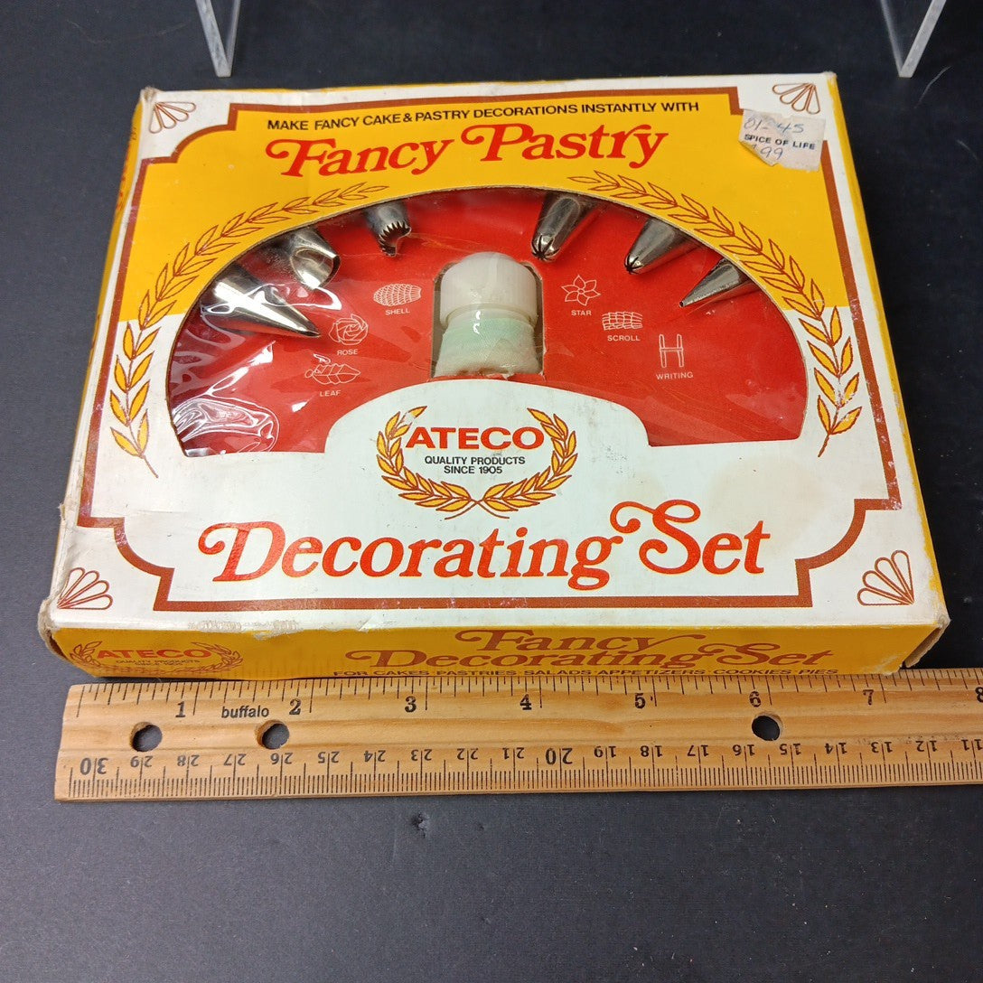 Ateco Pastry Decorating Set 334 c w/ Bag & 6 Metal Icing Tips Tubes Nozzles Vtg