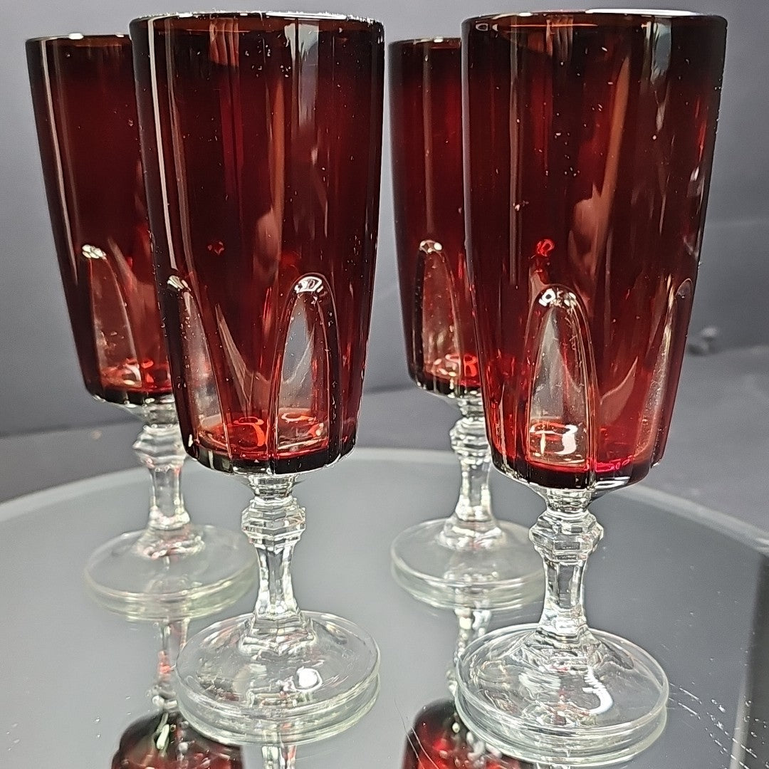 4 Vintage Luminarc Verrerie D'Arques Ruby Red Wine Glasses Champagne flute