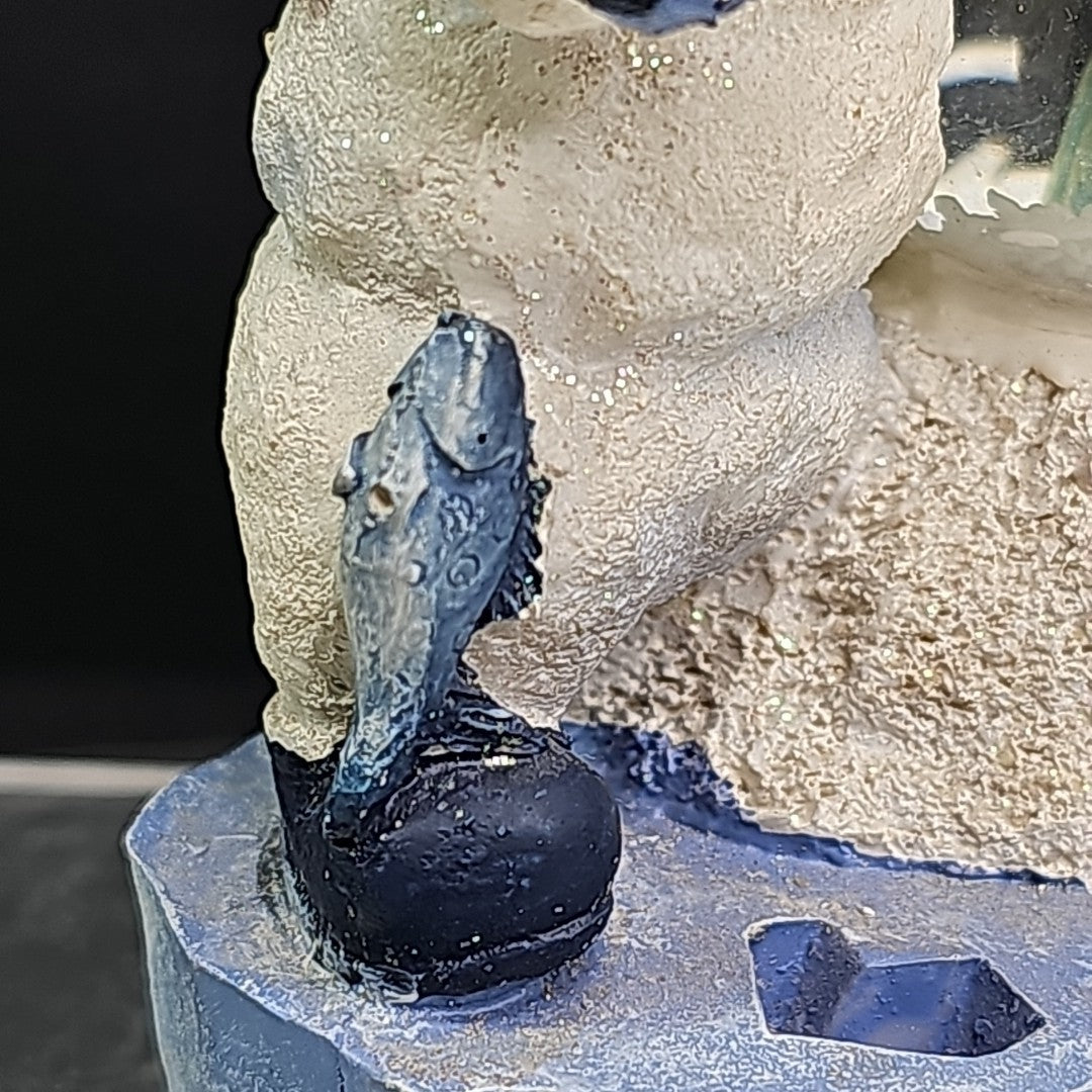 Disney Parks And Two Christmas Snowglobes Fishing Snowman / Toy Factory 3pcs CN