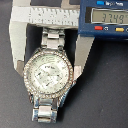 Fossil Riley ES3202 Women 37mm Stainless Steel Analog Dial Quartz Watch Chips