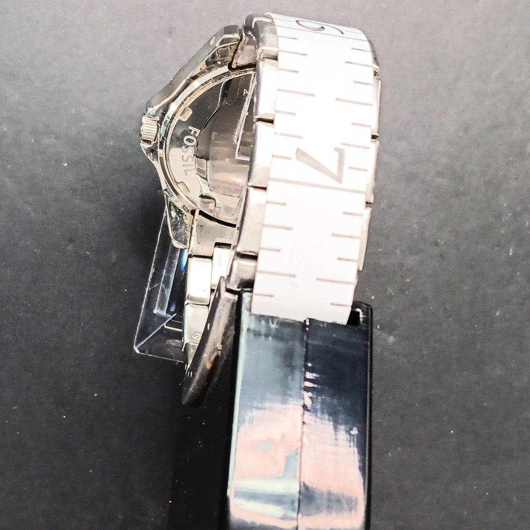 Fossil Riley ES3202 Women 37mm Stainless Steel Analog Dial Quartz Watch Chips