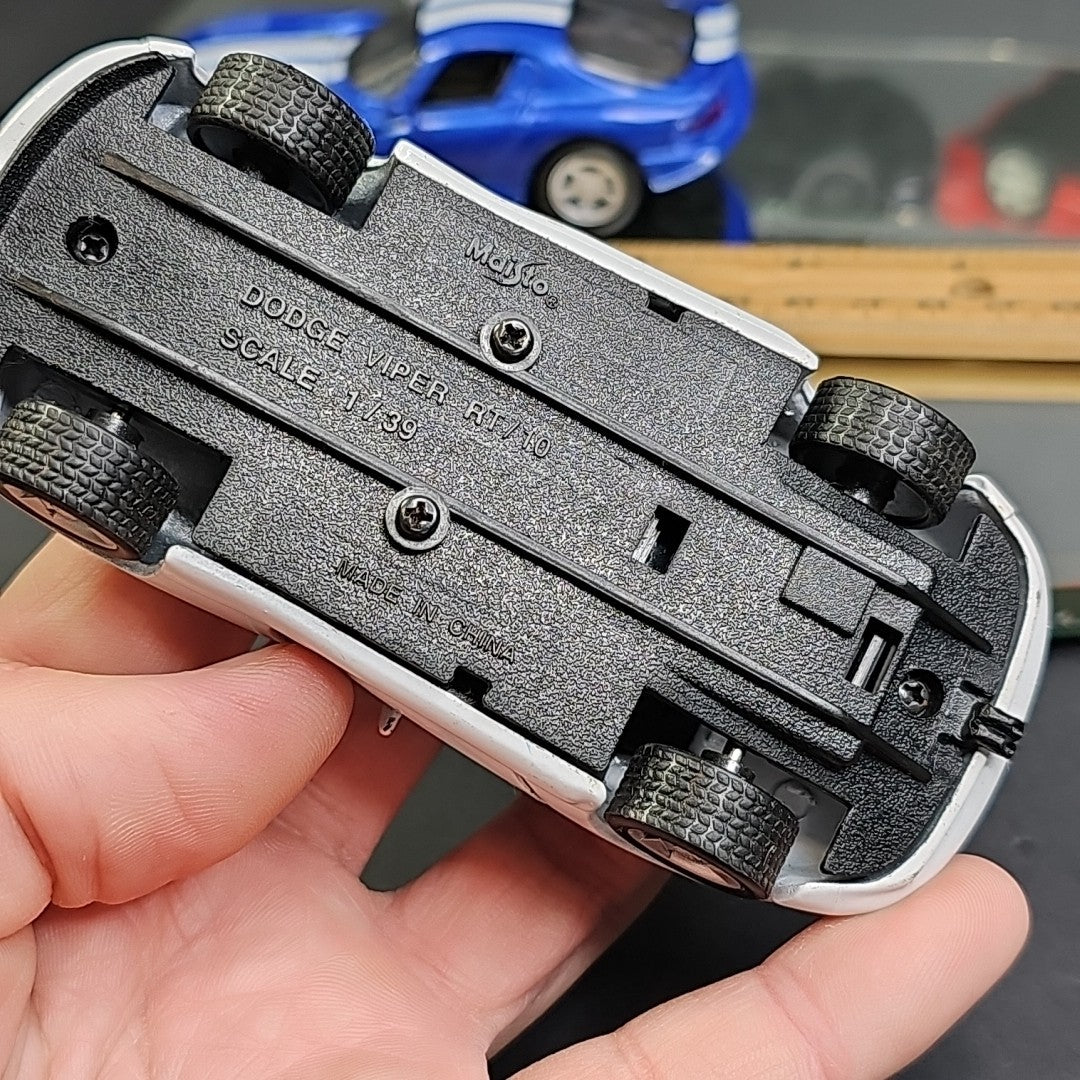 Skyline GT-R, Ferrari F40 And Two Dodge Vipers RT/10 And GTS Diecast Cars CN