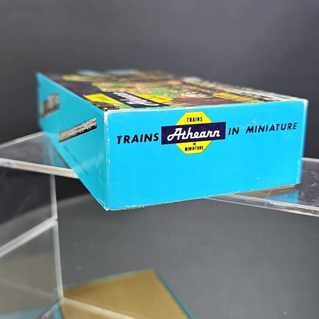 HO SCALE Hi-Cube Santa Fe ATSF 14021 Super Shock Control Freight Car W/ Box VTG