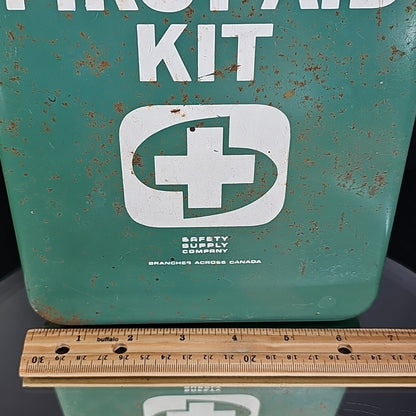 First Aid Kits Canadian Vintage Johnson Johnson Safety & Supply Co. EMPTY Canada