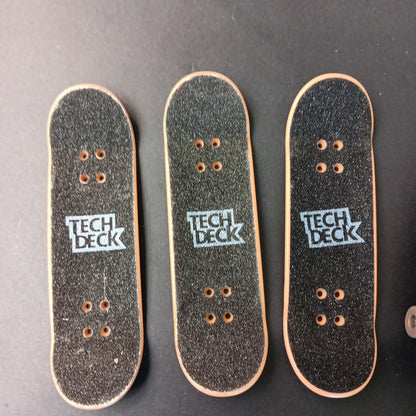 Finger Boards As Shown. 3pcs Tech Deck, 2pcs Star Wars. See Photos. Total 9pcs