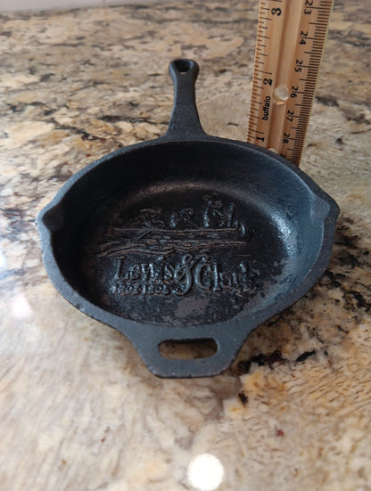 Vintage Lewis & Clark 1803-1806 CAMP CHEF Cast Iron 4" Pan Skillet Collectible