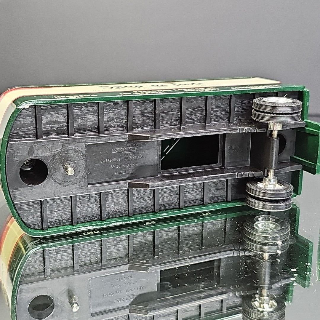 Ertl Snap-On 1948 Diamond T Tractor Trailer Die-Cast Metal Coin Bank Read