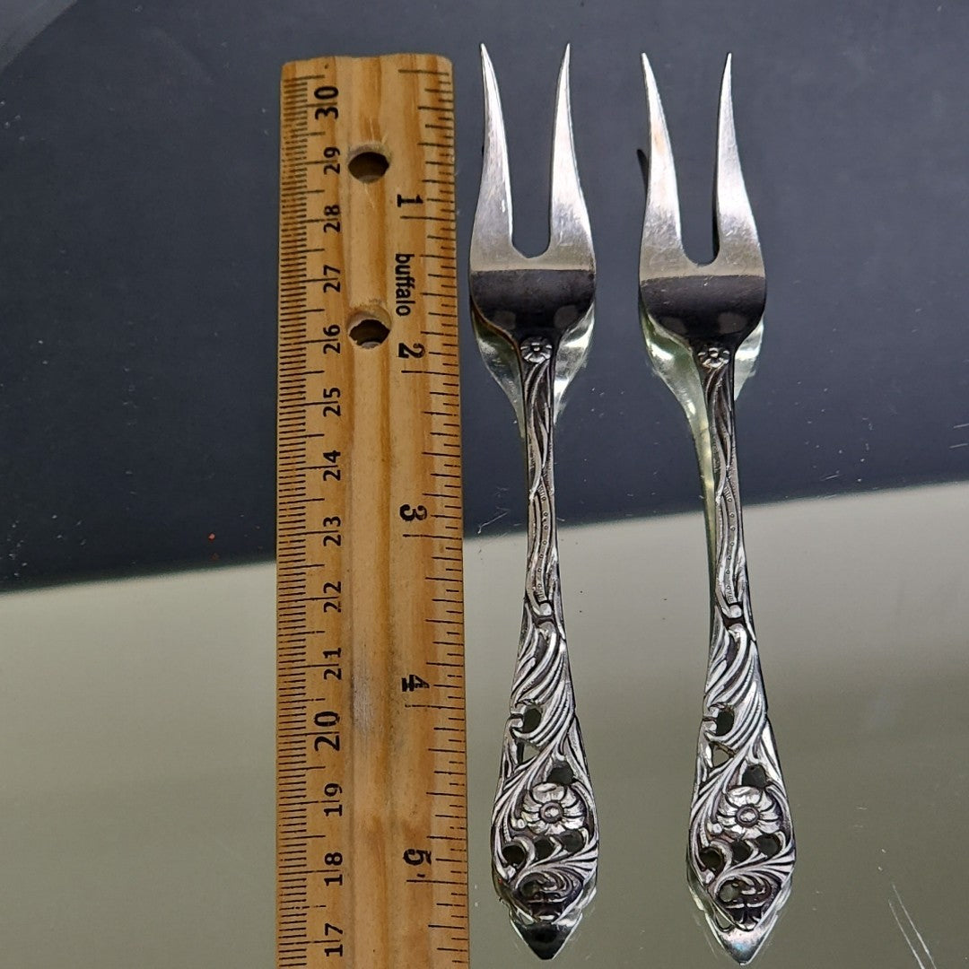 Arti 90 2 Prong Decorative Forks Pair Collectible 5.25 Inch Netherlands