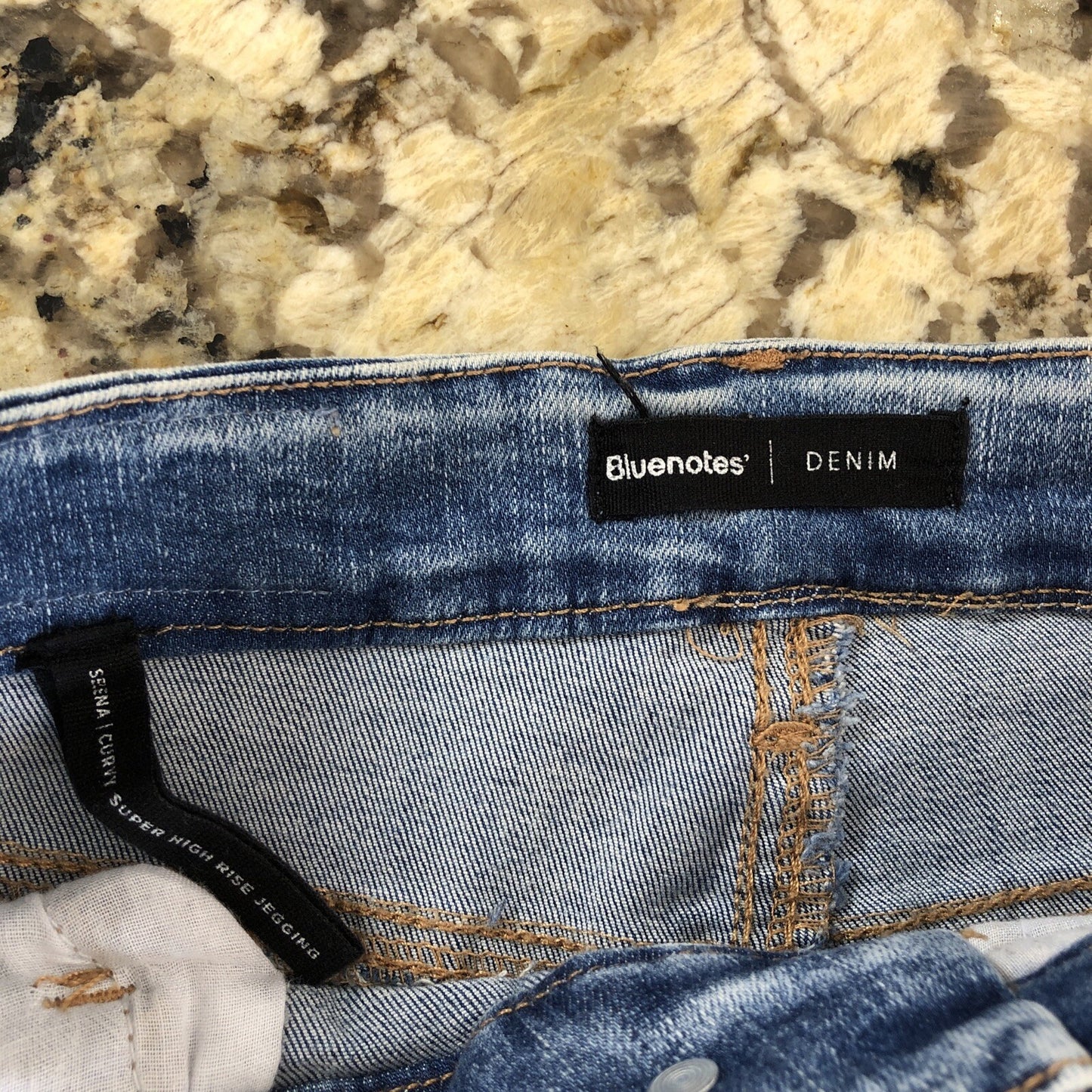 Size 26 X 27.5 Bluenotes Women’s Denim Super High Rise Jegging Rips Grunge X