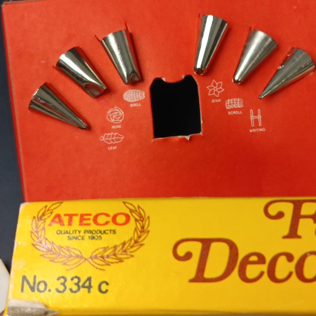 Ateco Pastry Decorating Set 334 c w/ Bag & 6 Metal Icing Tips Tubes Nozzles Vtg