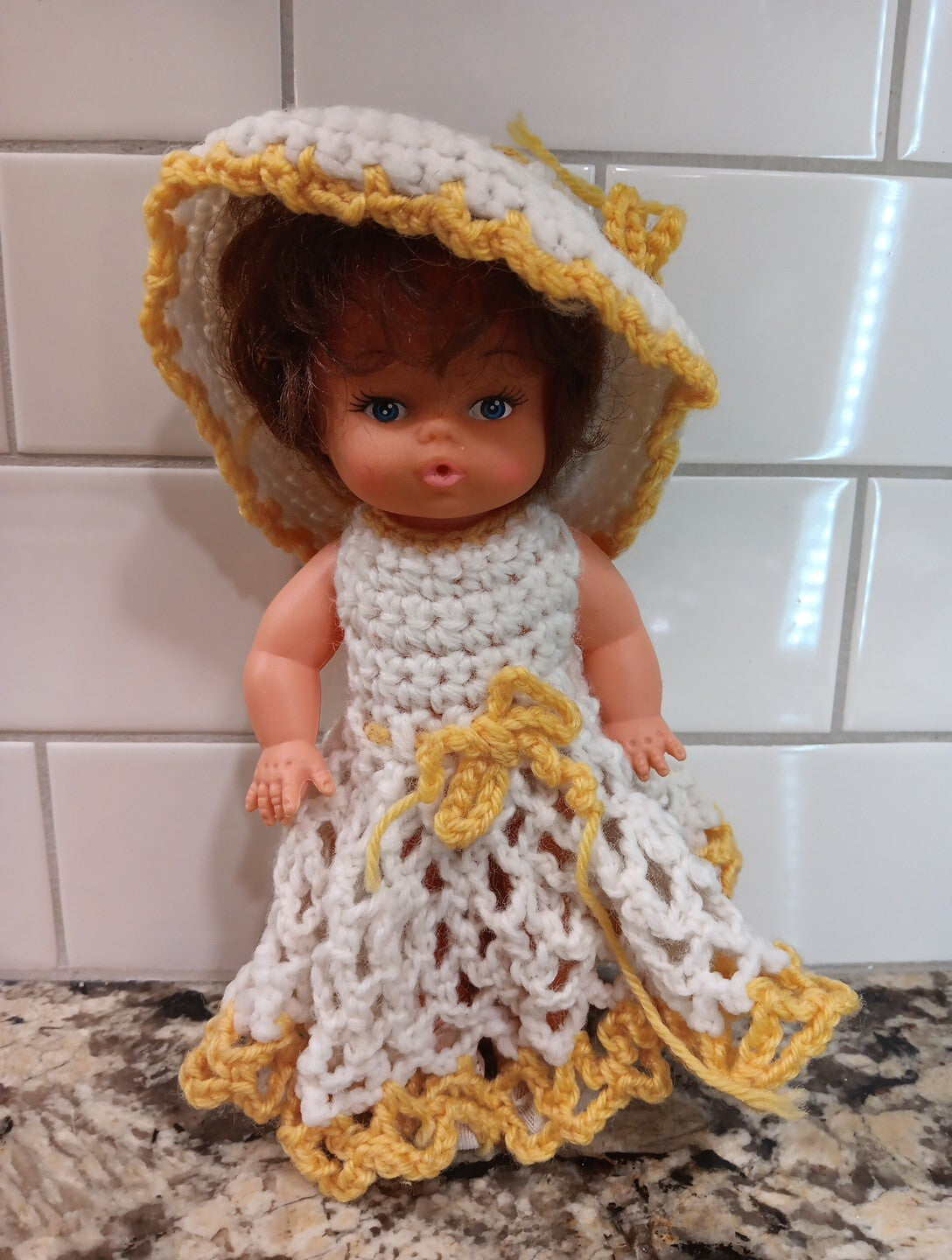 Vintage Hong Kong Brunette Doll Crochet Dress w Hat White And Yellow VTG