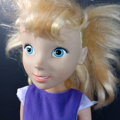 Disney Cinderella Doll Interactive No Accessories CN Read Description