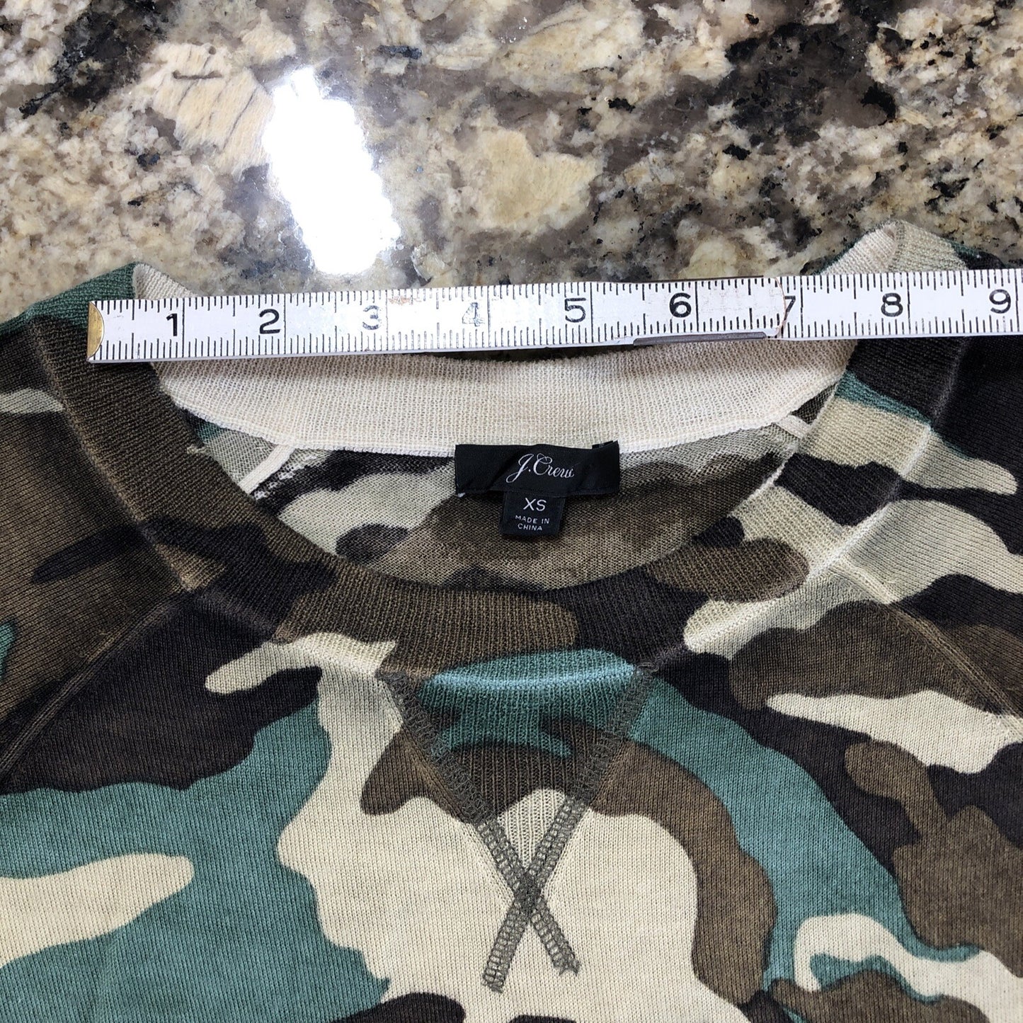 Size XS J. Crew WOOL CAMO Womens Sweater 100% Merino Light Weight Crew Neck CN