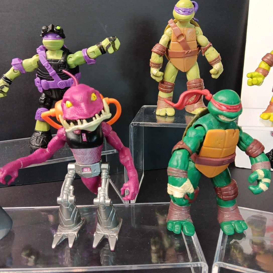 Teenage Mutant Ninja Turtles TMNT Action Figures Set Of 8 Figurines 2012-13 CN