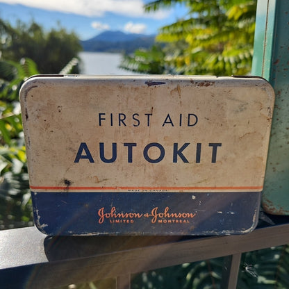 First Aid Kits Canadian Vintage Johnson Johnson Safety & Supply Co. EMPTY Canada