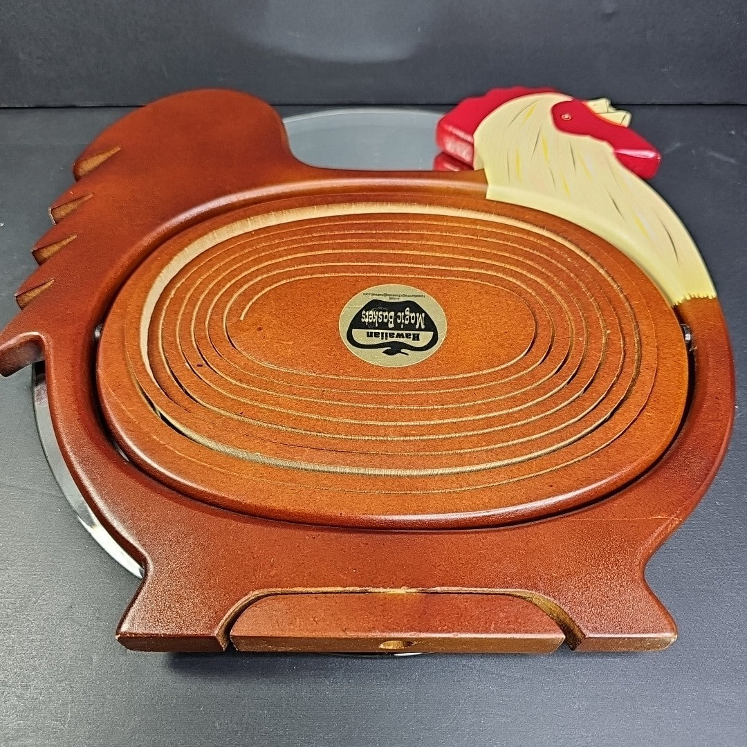 HAWAIIAN MAGIC BASKET  WOODEN ROOSTER  (BREAD BASKET) FARMHOUSE CHIC