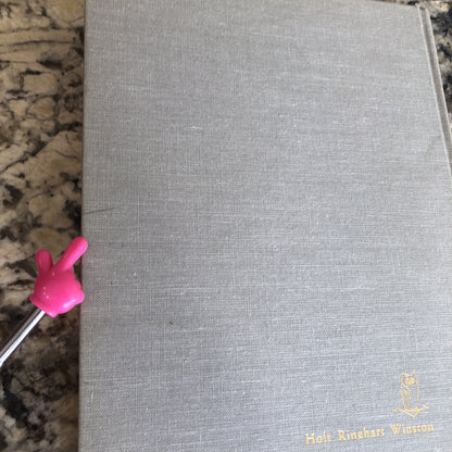 Drawing By Daniel M. Mendelowitz Hard Cover Book 1967 Printed In USA