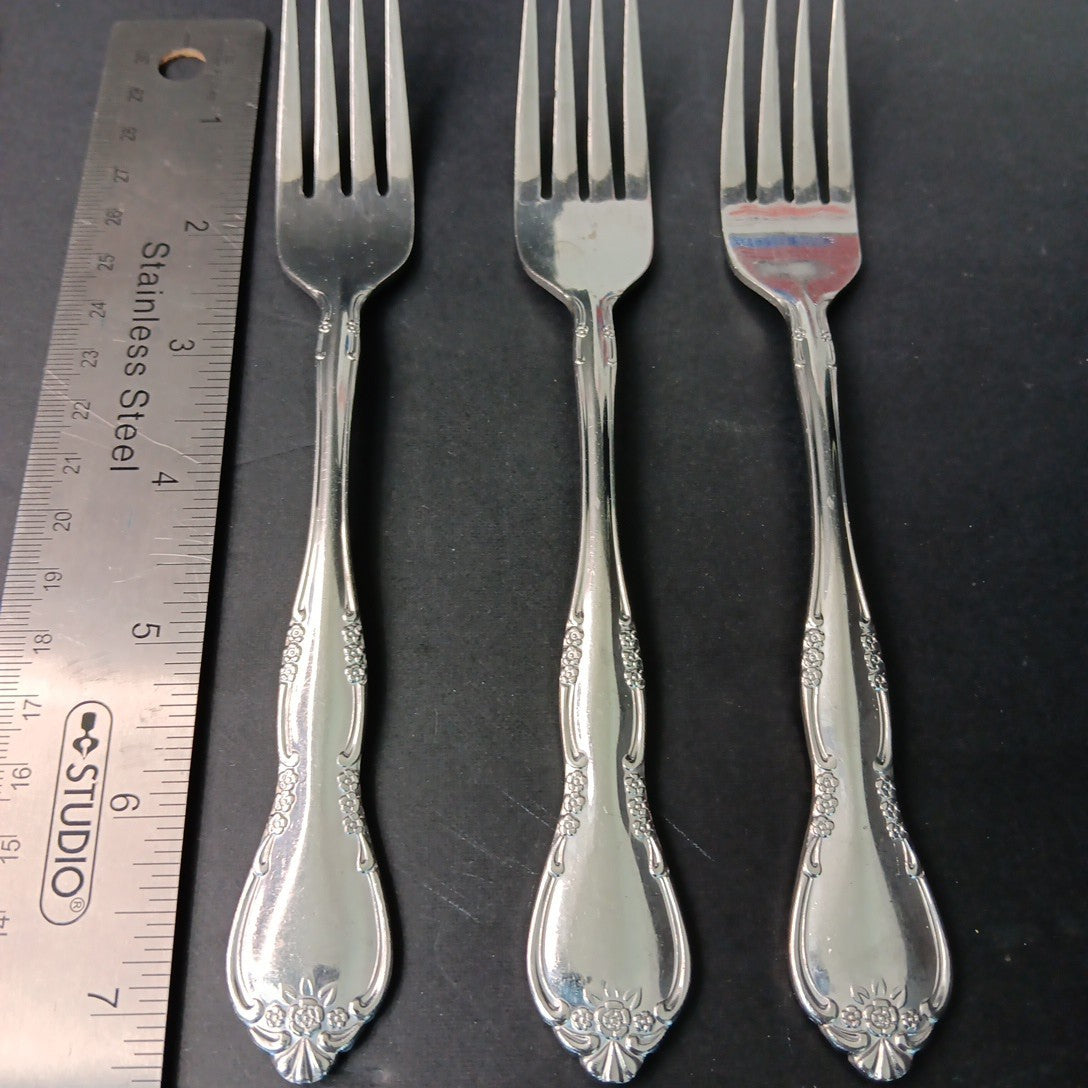 14pc Stainless Steel Korea Flatware Incomplete Set Rose Flowers Fork Knife Spoon