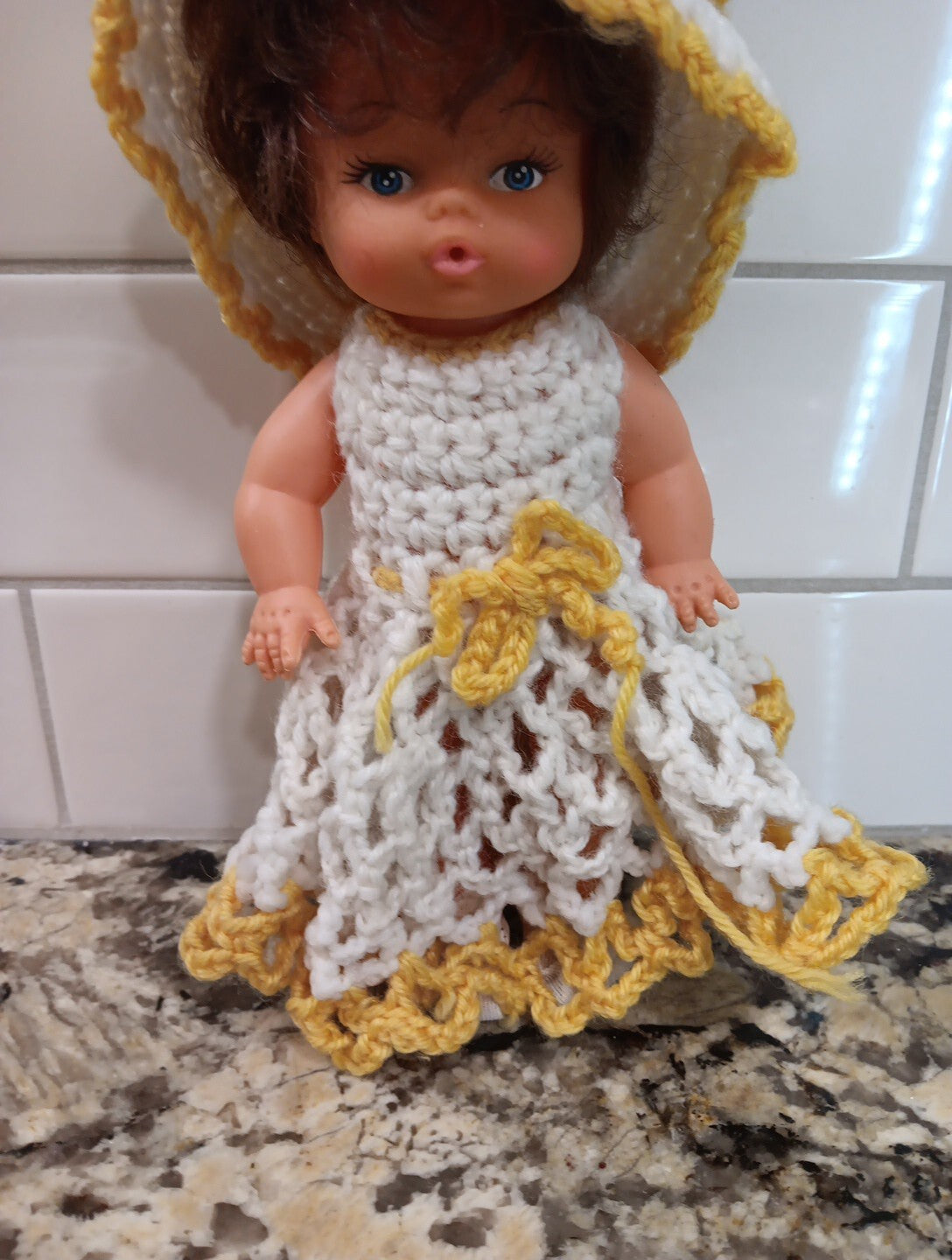 Vintage Hong Kong Brunette Doll Crochet Dress w Hat White And Yellow VTG