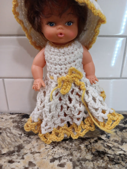 Vintage Hong Kong Brunette Doll Crochet Dress w Hat White And Yellow VTG