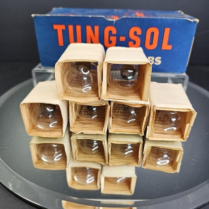 TS309 Automotive Light Bulbs 6pcs NOS With Box 309 32CP 28V