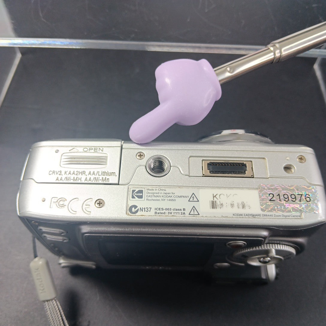 Kodak EasyShare DX6440 4.0MP Digital Camera Silver Working For Parts READ