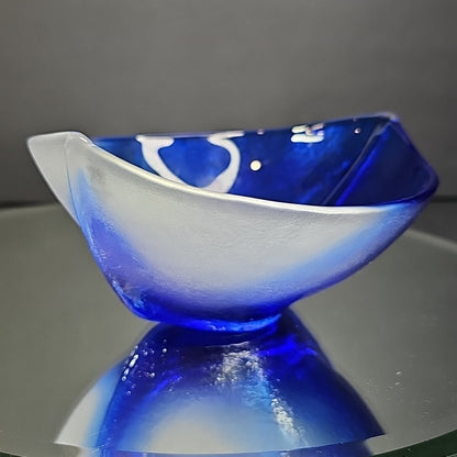 Mats Jonasson Hand Blown Glass Cobalt Blue White Dish Bowl Signed Nautical Ship