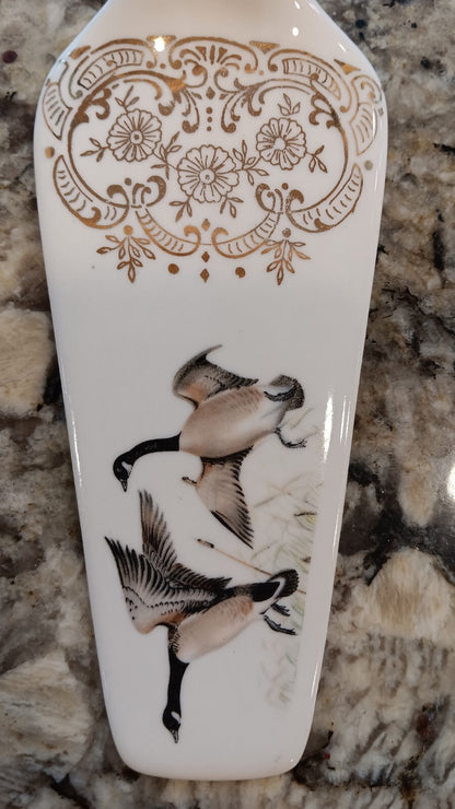 Festival Ironstone Apple Pie Korea & Georgian China 22K Gold Pie Server Canada