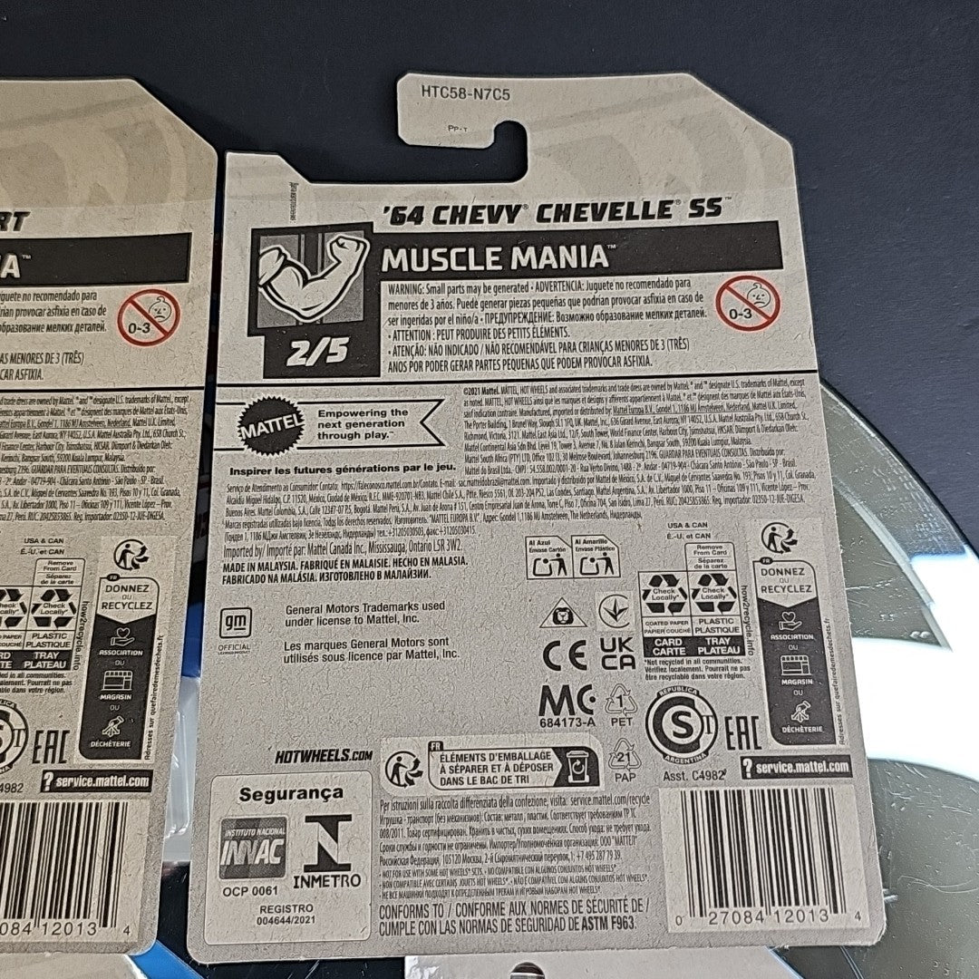 Four Hot Wheels Diecast Muscle Mania Cars Dodge Dart Chevy Chevelle Barracuda